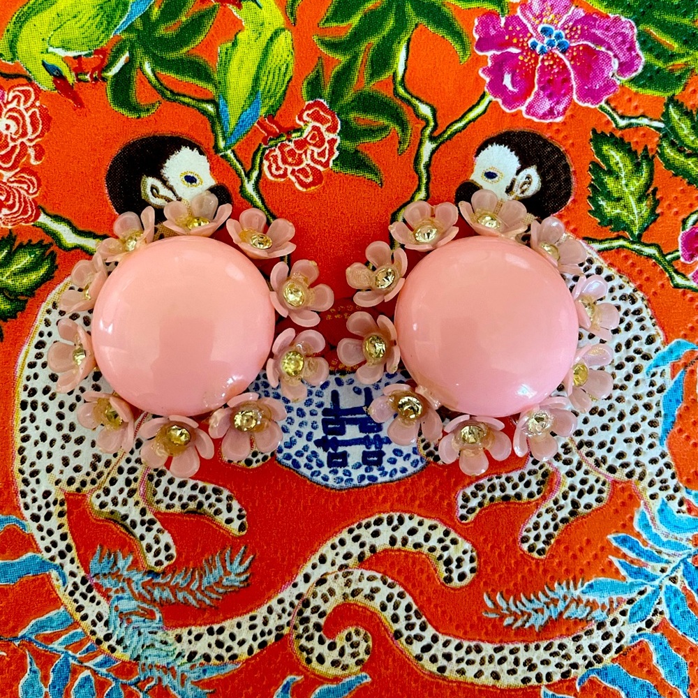 Vintage pink clip on earrings